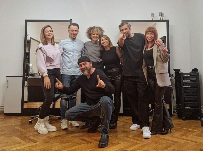 Echipa noastra - Salon Exclusive by Adrian Lup | Salon de înfrumusețare Sibiu