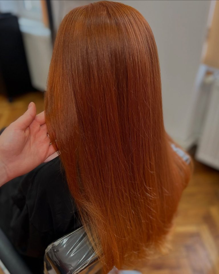 Vopsit par femei nuanta roscat - Salon Exclusive by Adrian Lup | Salon de înfrumusețare Sibiu