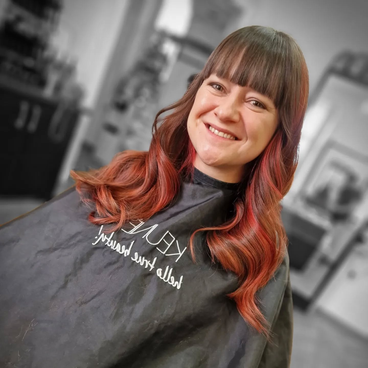 Pachet vopsit păr lung (rădăcină plus lungimi) - Salon Exclusive by Adrian Lup | Salon de înfrumusețare Sibiu Pachet vopsit păr lung (rădăcină plus lungimi) - Salon Exclusive by Adrian Lup | Salon de înfrumusețare Sibiu